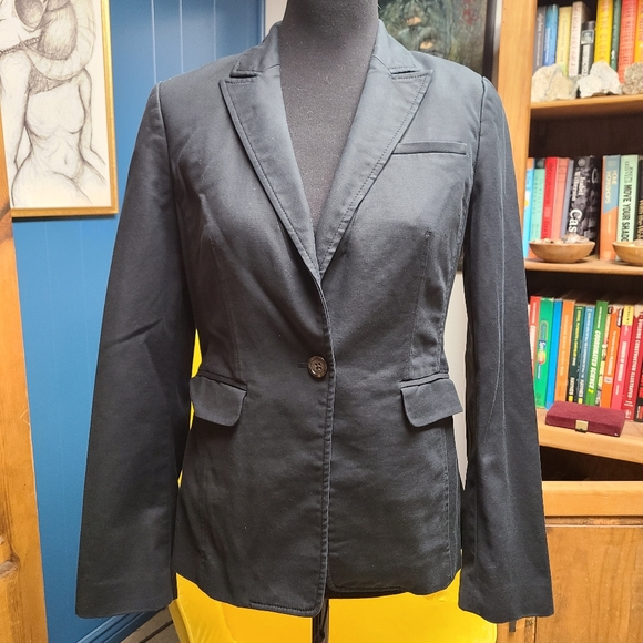 Banana Republic Jackets & Blazers - Banana Republic Blazer Size 6 Navy Blue